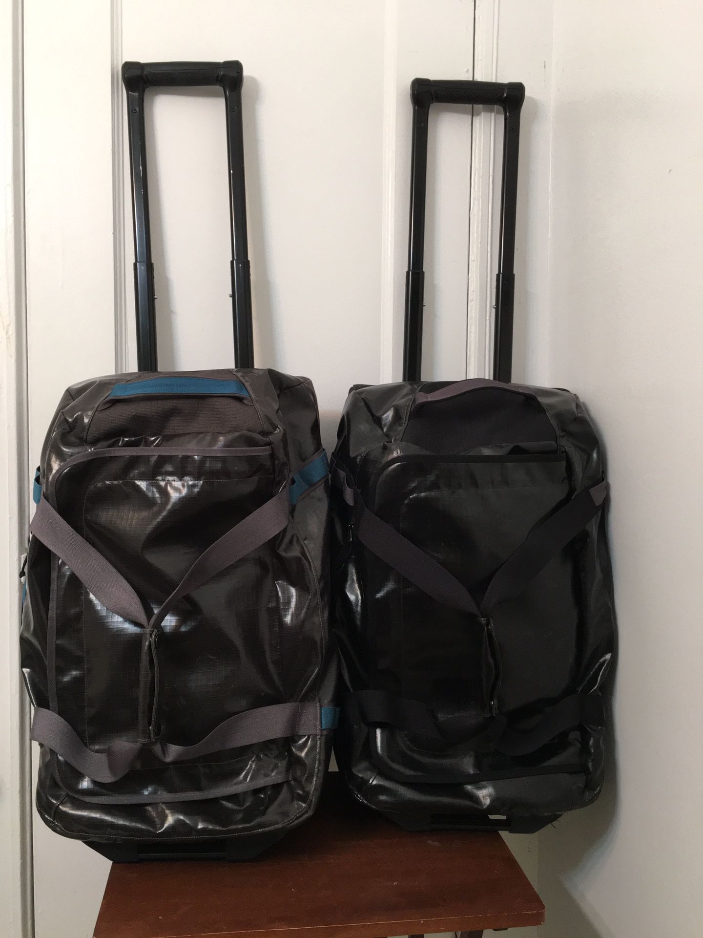PATAGONIA Black And Grey Hole Wheeled Duffel Bag 70L