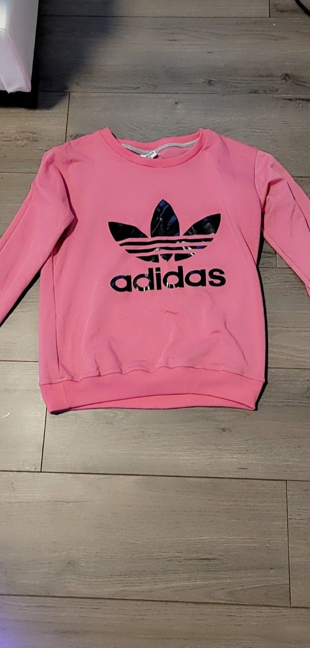 Adidas Sweater