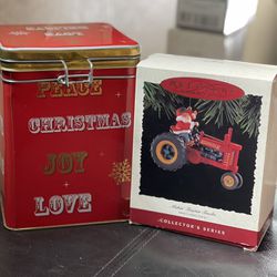 1994 Hallmark Keepsake Ornament Here Comes Santa Makin' Tractor Tracks Santa  Thumbnail