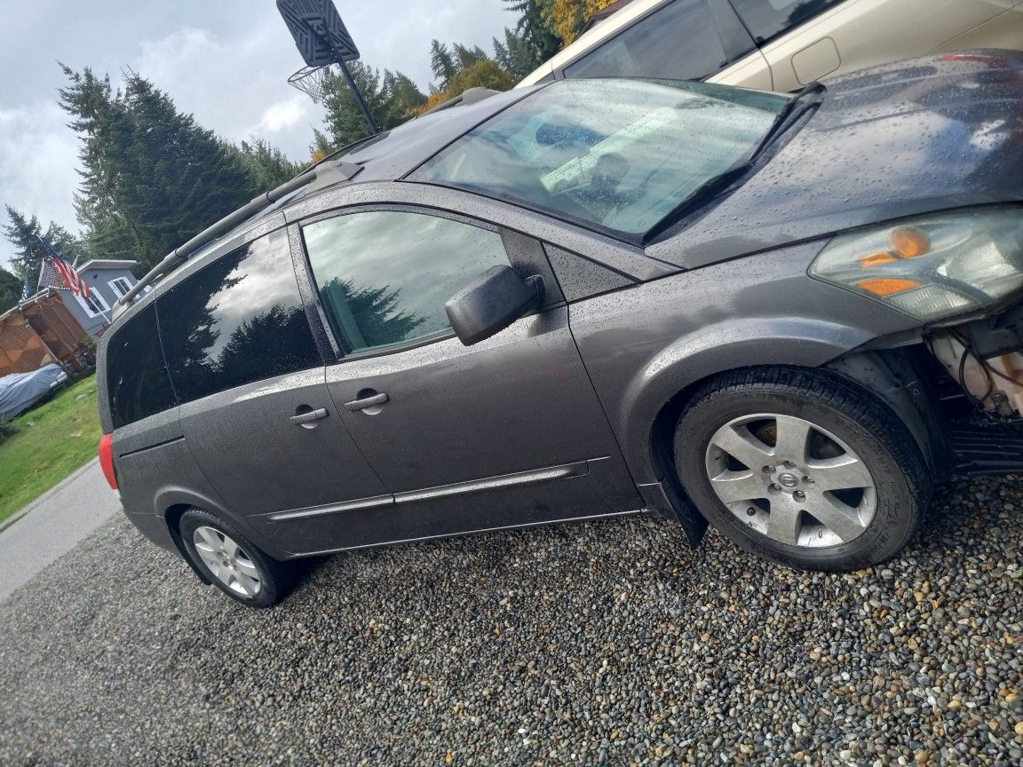2004 Nissan Quest