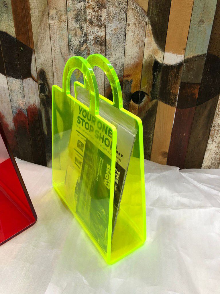 $15 - Brand New - Acrylic Handbag Magazine -  12"H x 4.5"W - San Leandro 