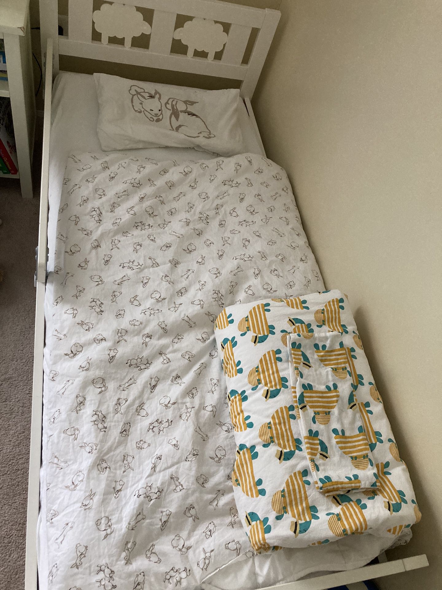Toddler/ Youth Bed (Kritter)