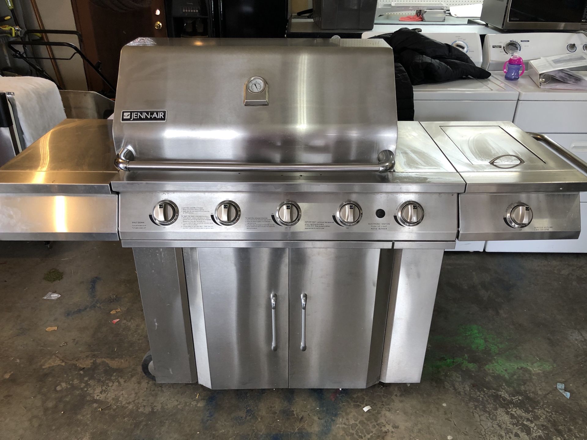 JennAir Gas BBQ with side Burner for Sale in WA OfferUp