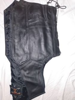 Size 50 Leather Vest Thumbnail