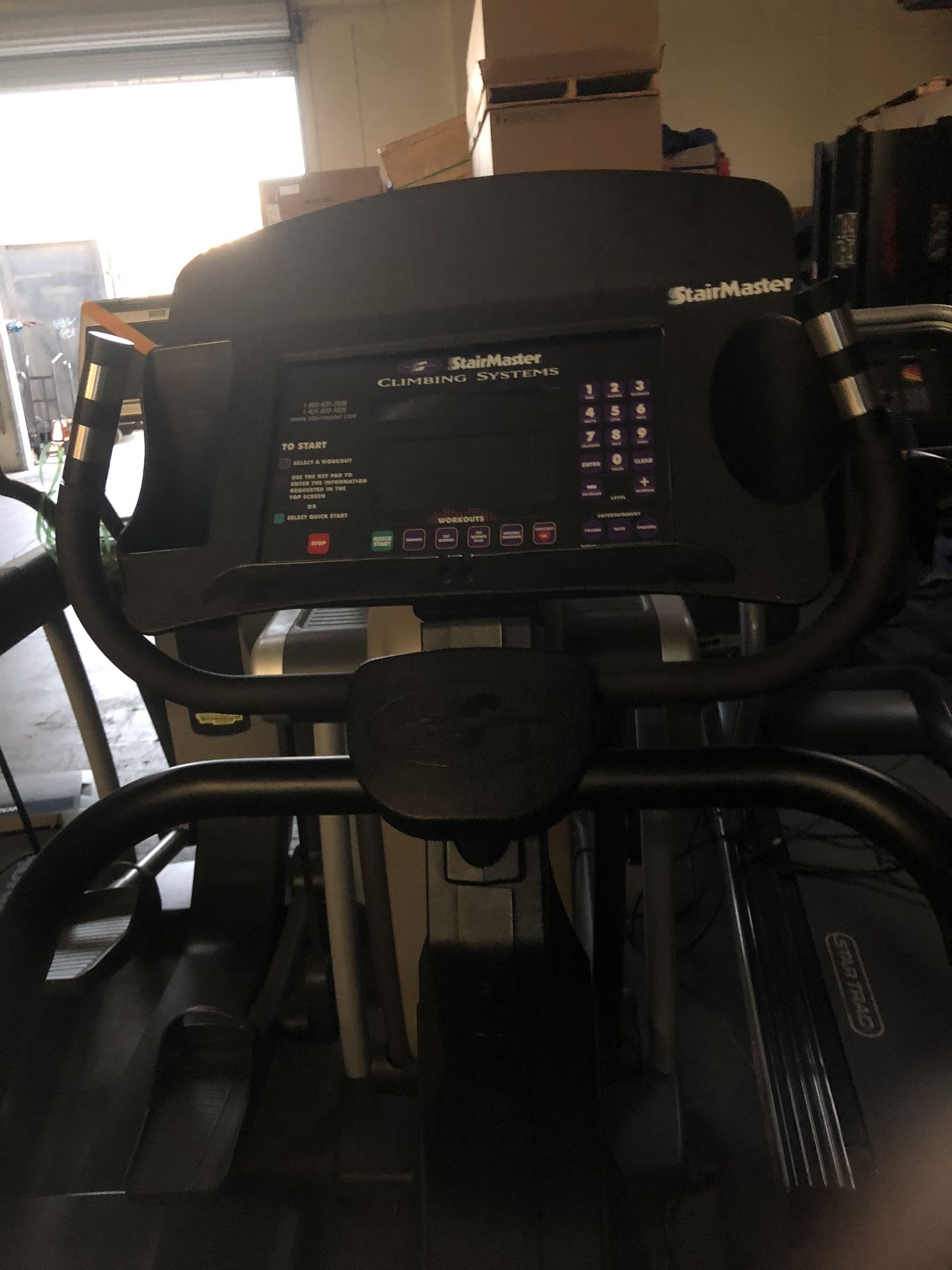 Stairmaster 4600 PT Stepper commercial grade w Warranty & Free delivery ...