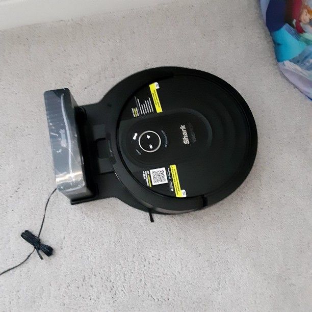 Shark Robot Vac/mop
