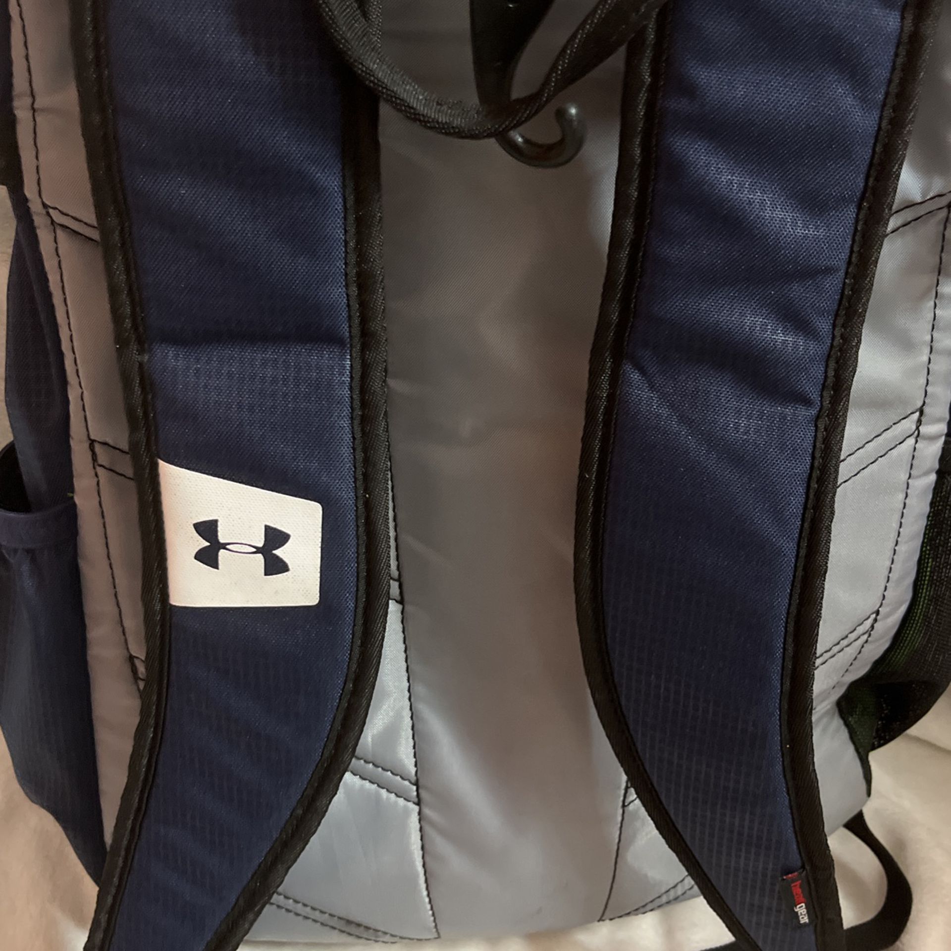 Under Armour  Youth Baseball Backpack with 8 Balls Included