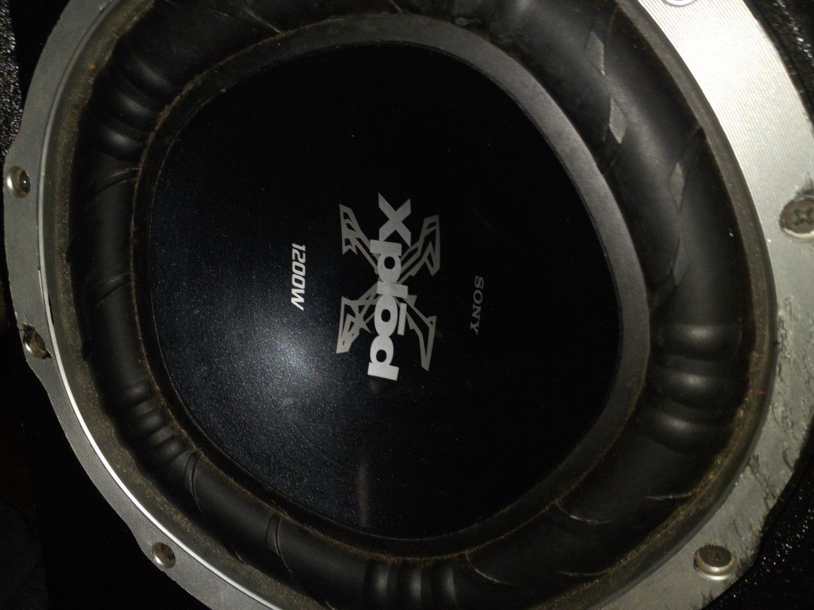 Speaker Box With Speakers There 10s