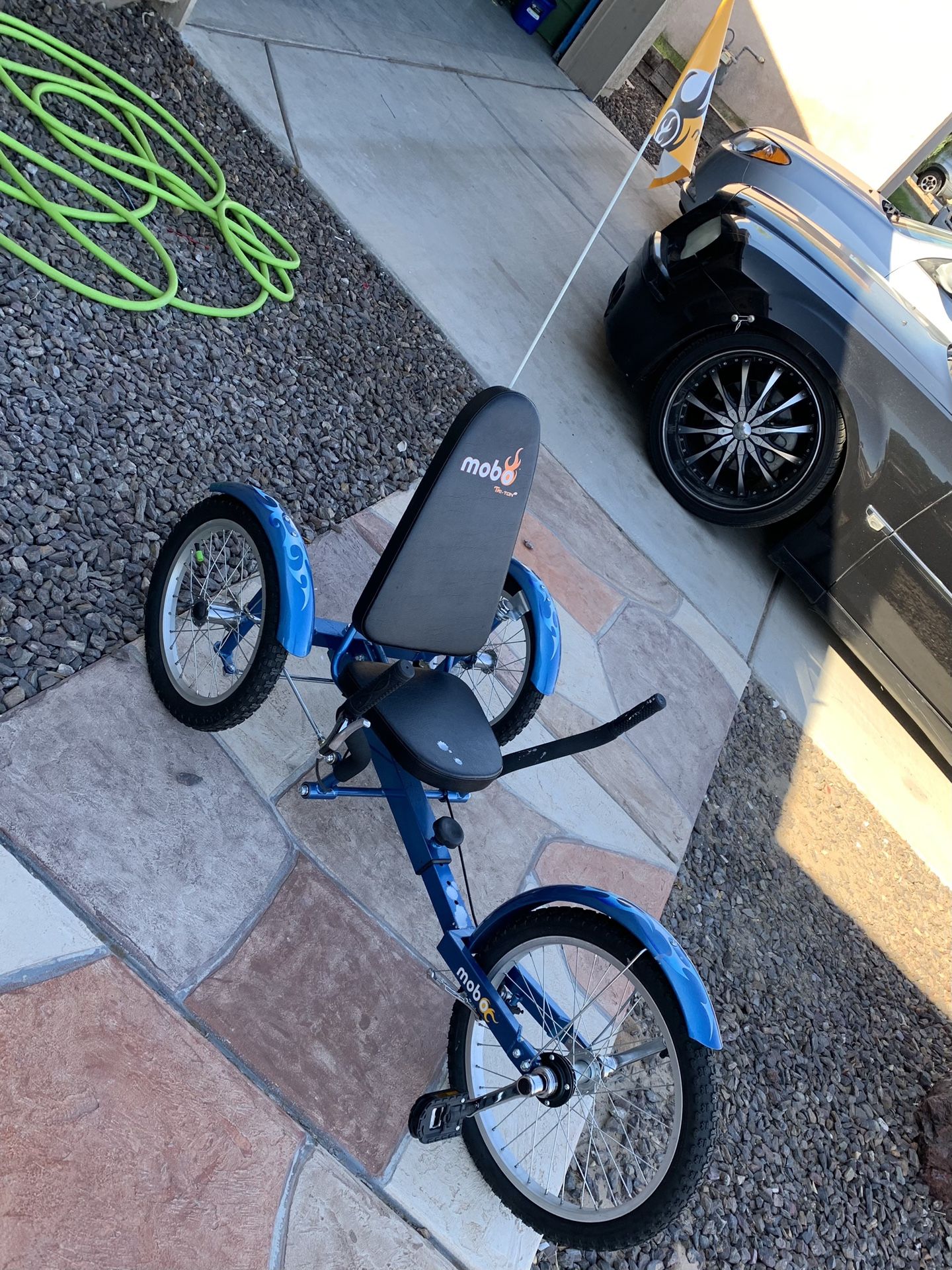 MOBO TRI-TON