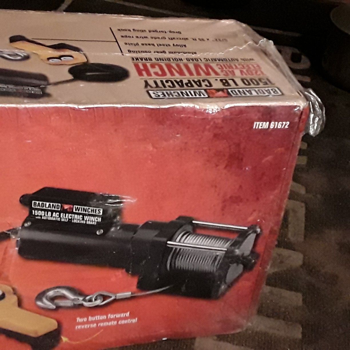 Badland Winches 1500 lb. Capacity 120v AC Electric Winch with automatic