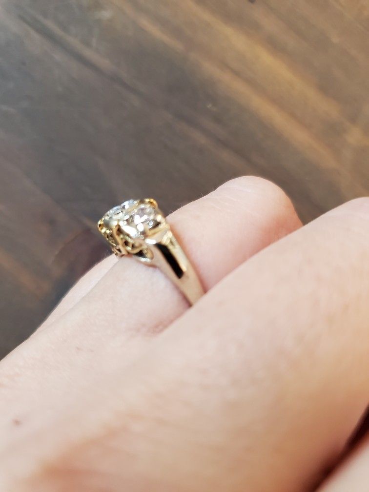 Vintage Two-toned Diamond Wedding Ring