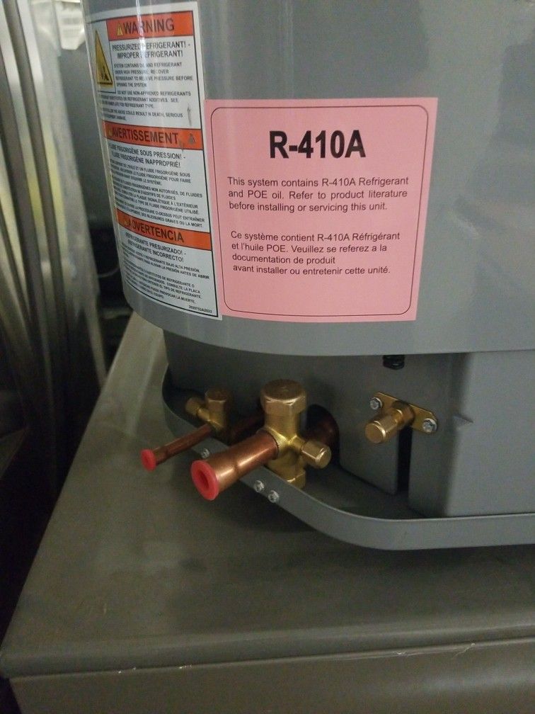 New. Ac Unit Out Of The Box Condenser 1.5 Ton
