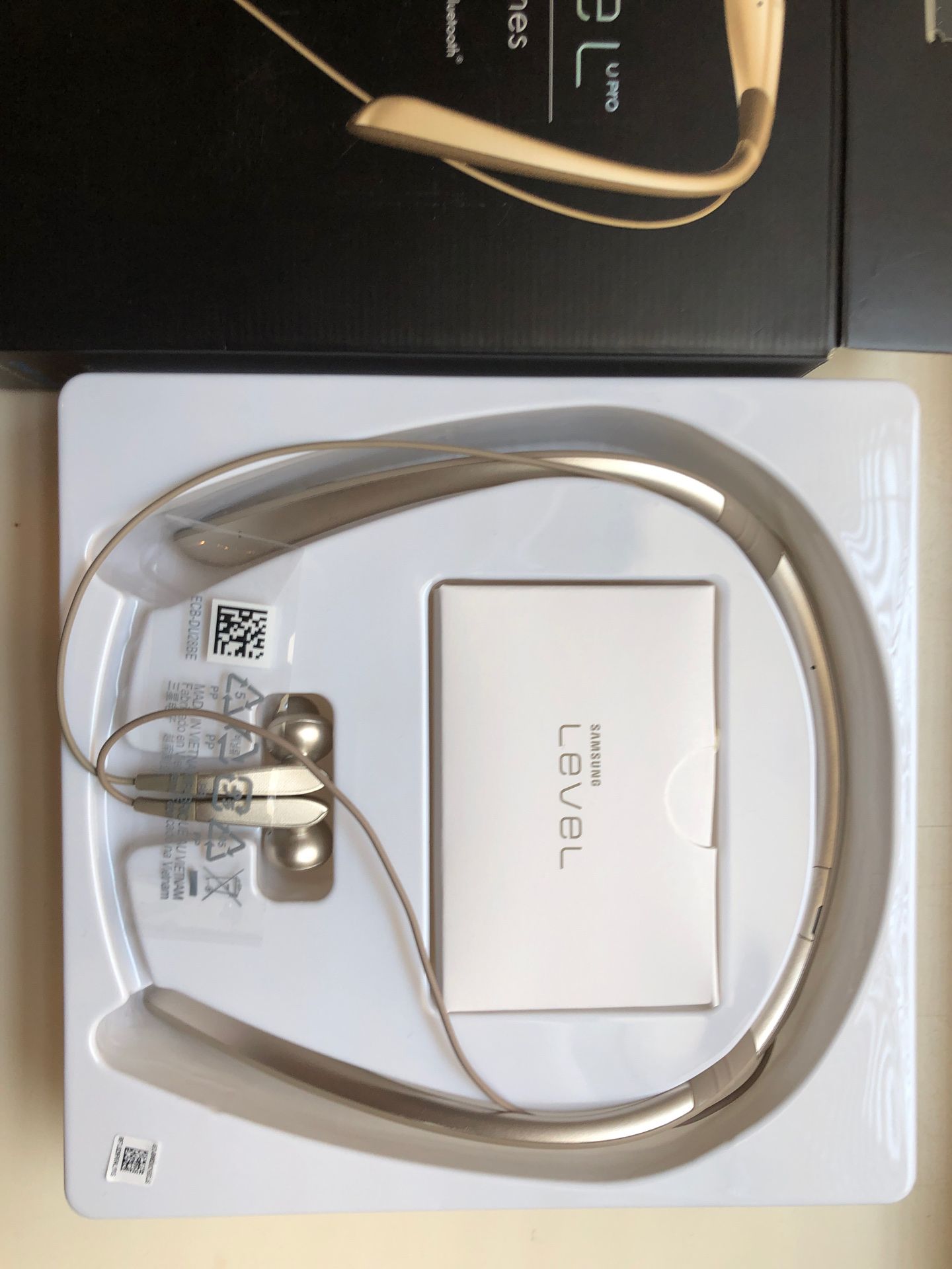 Samsung wireless headphones