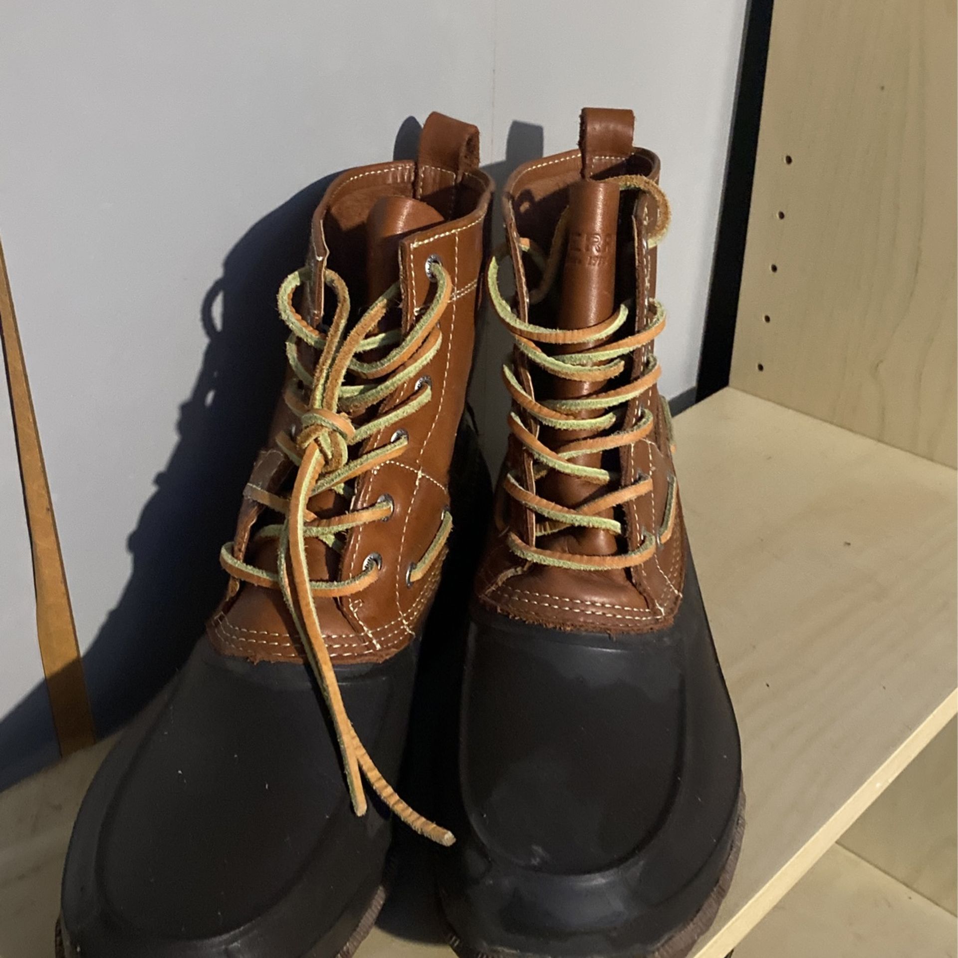 SPERRY leather duck boots