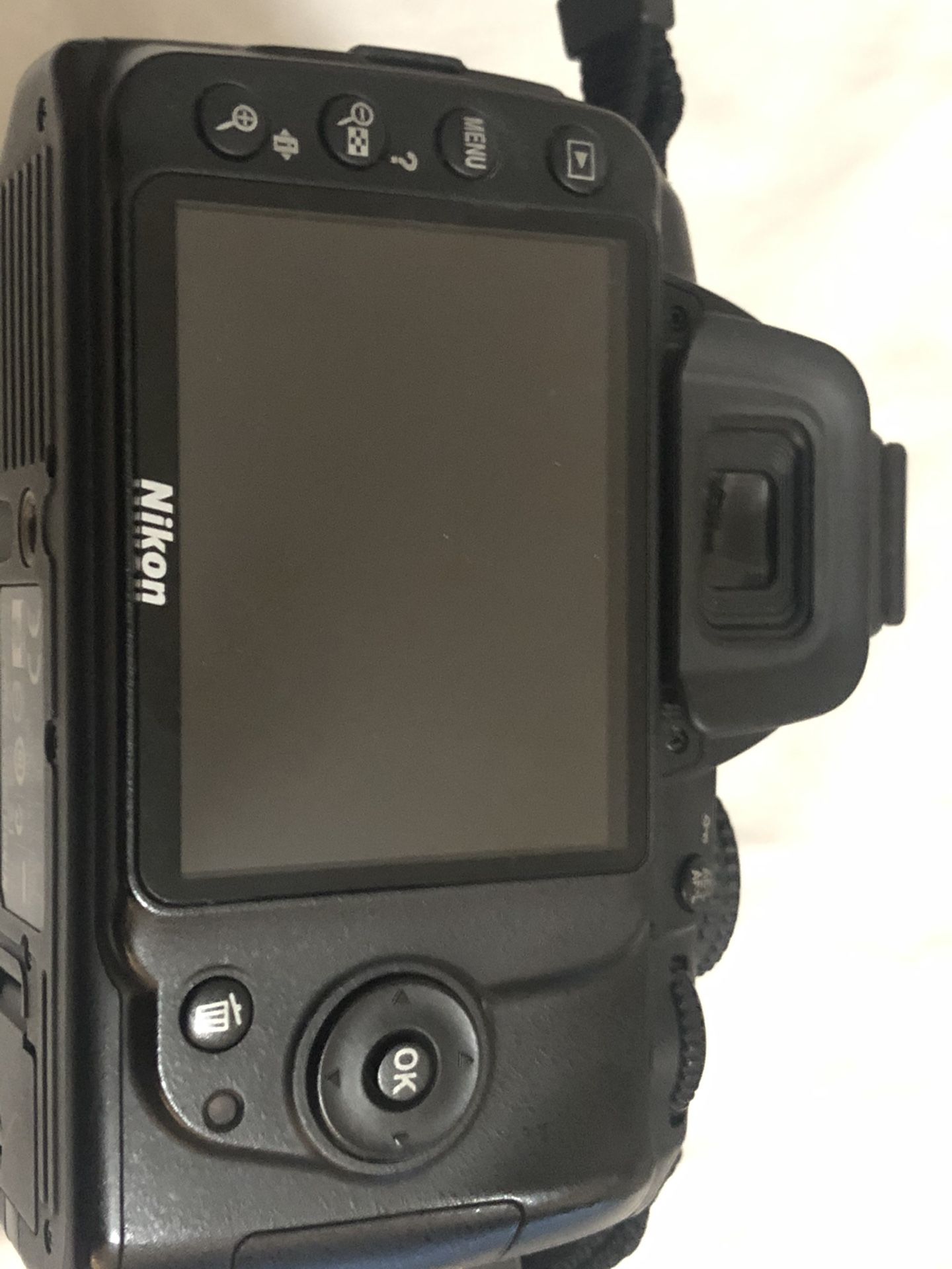 Nikon D3000 DSLR With extra Lenses
