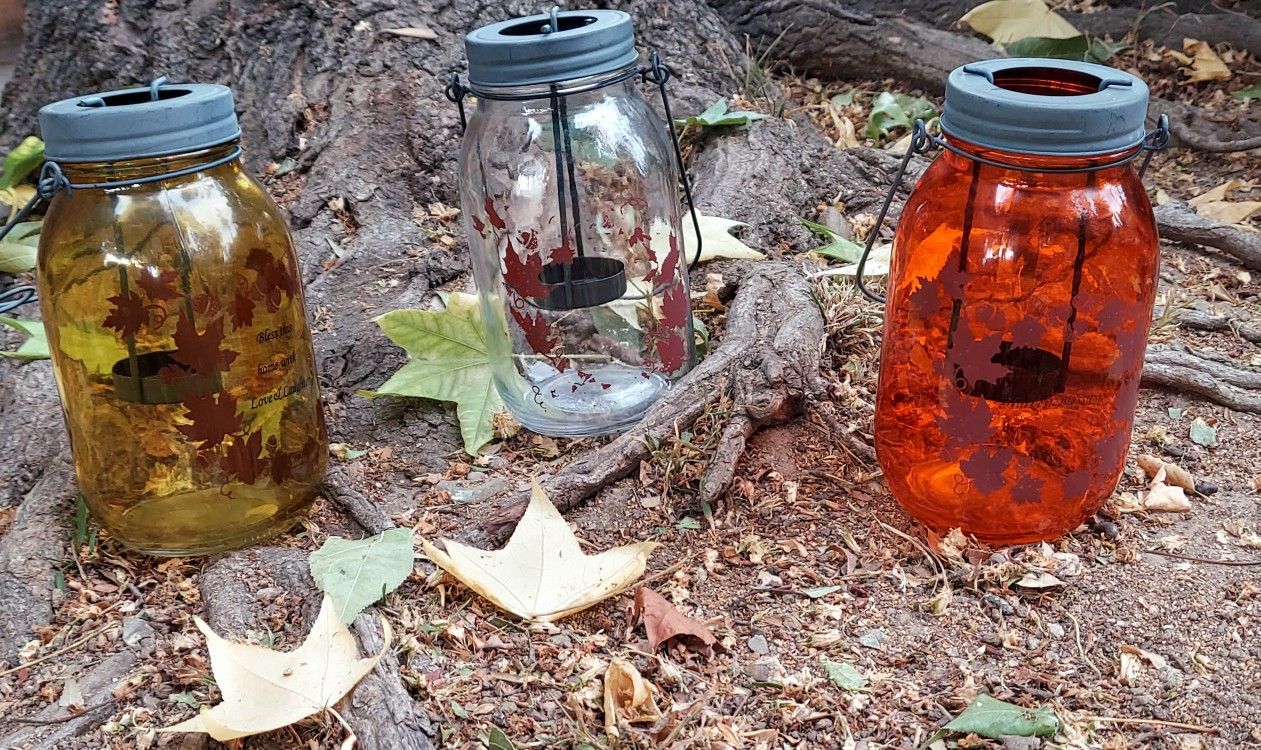 MASON JAR TEA LIGHT CANDLE HOLDERS SET OF 3 JARS & 6 TEA LIGHT CANDLES. $10