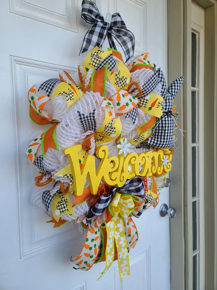 Welcome Easter Wreath