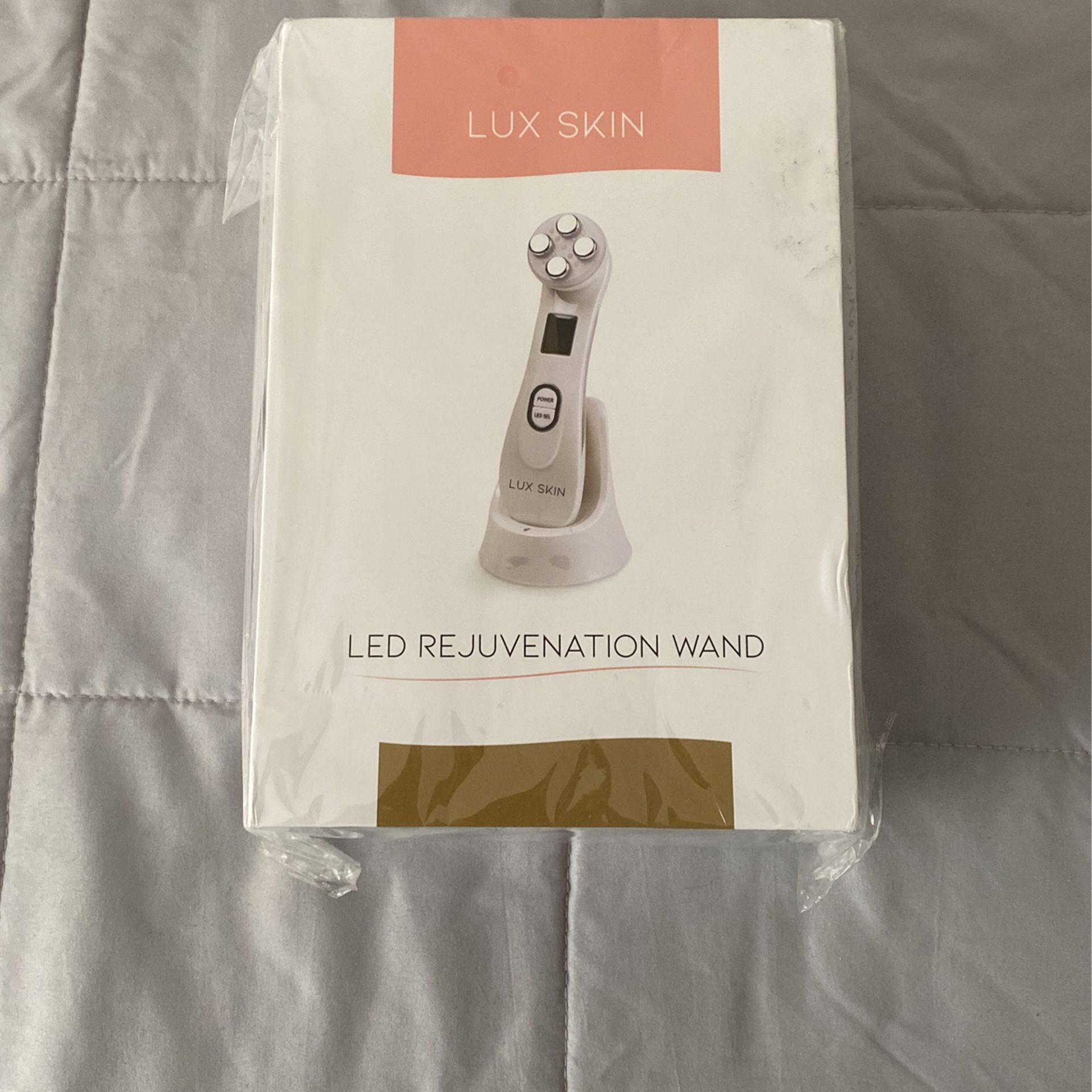 Lux Skin led Rejuvenation Wand 