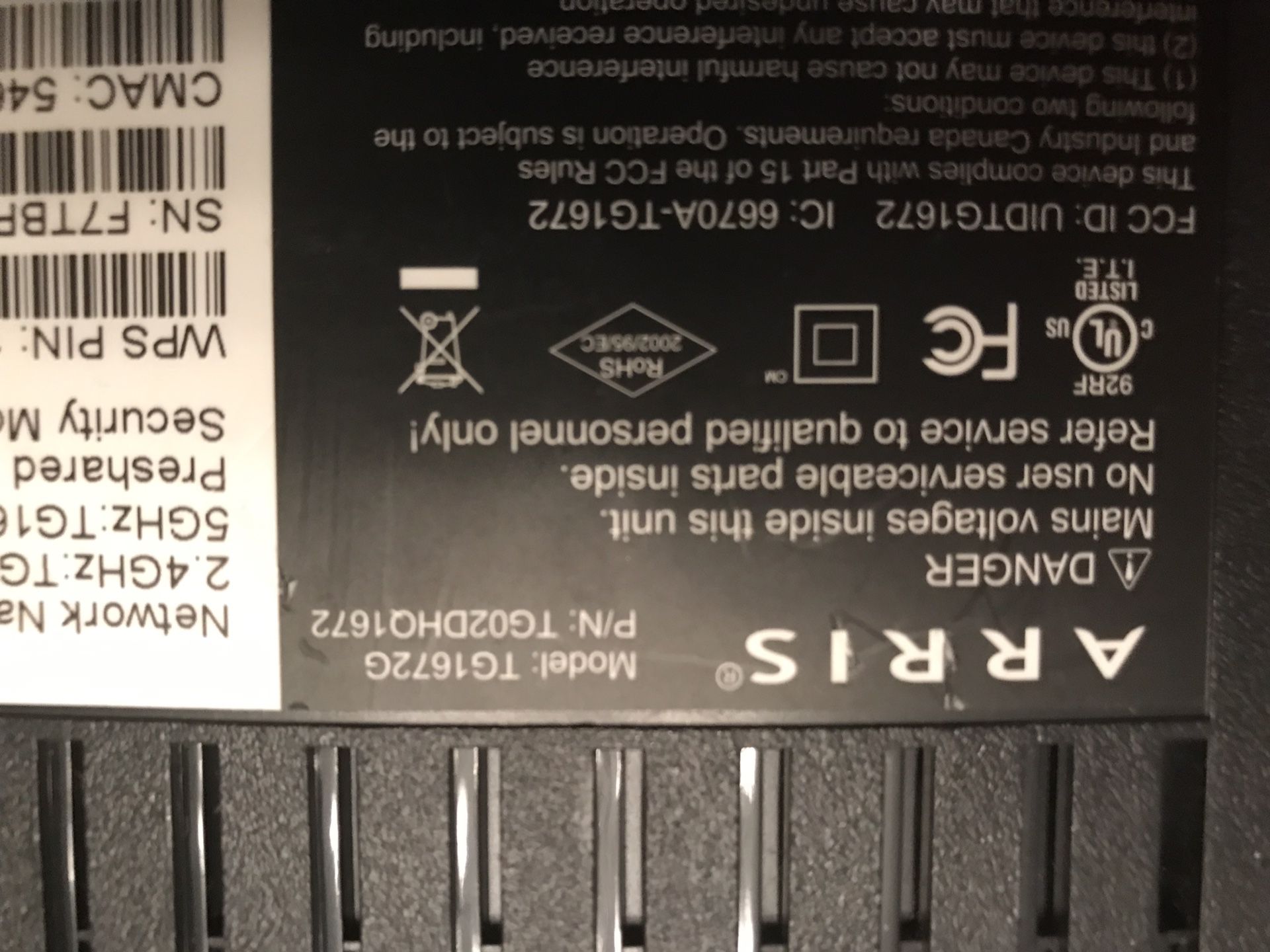 ARRIS TG1672G Cable Modem
