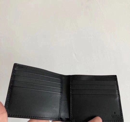 GG supreme wallet
