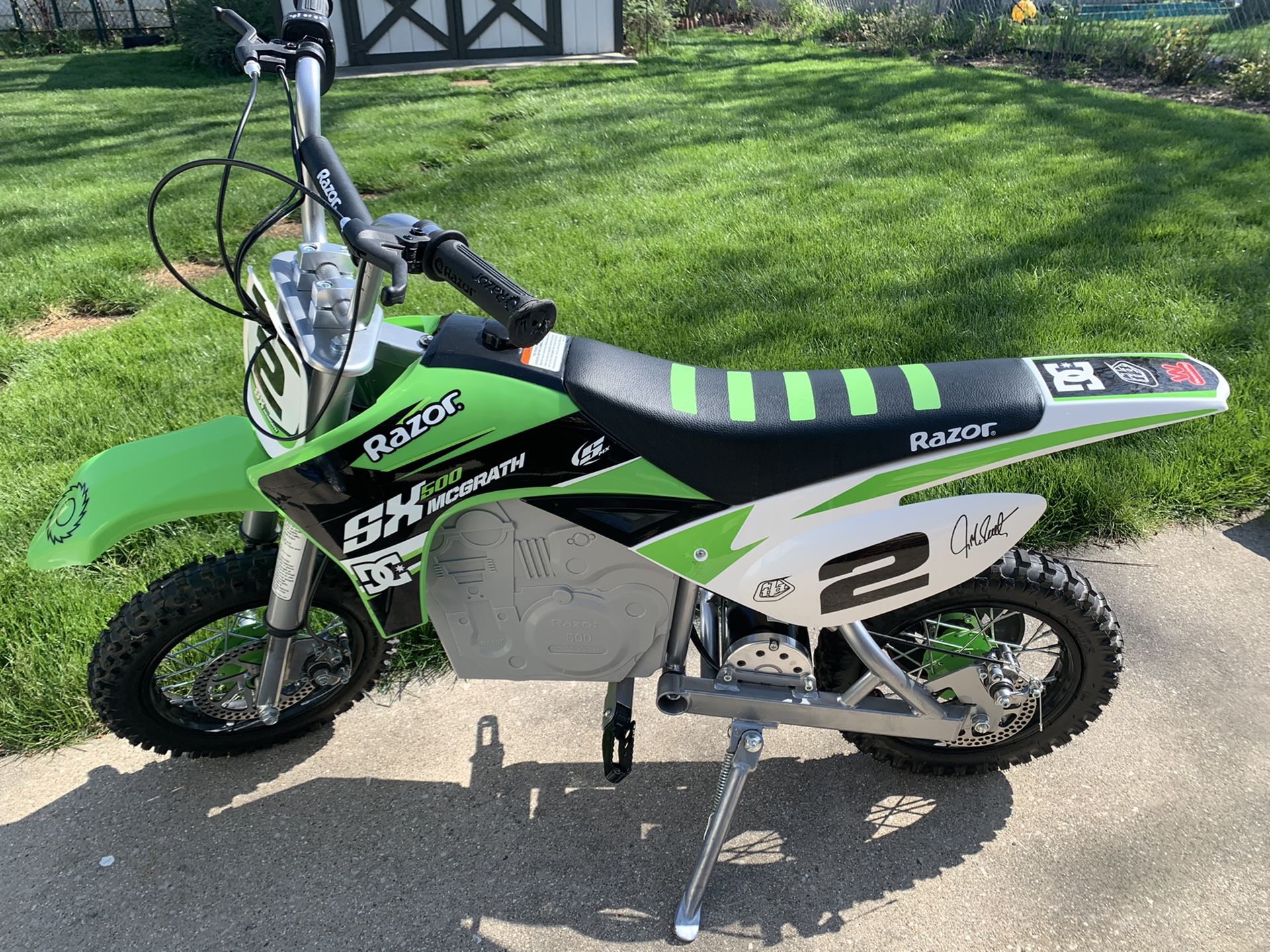 Razor Dirt Rocket SX500 McGrath Electric Motocross Bike for Sale in