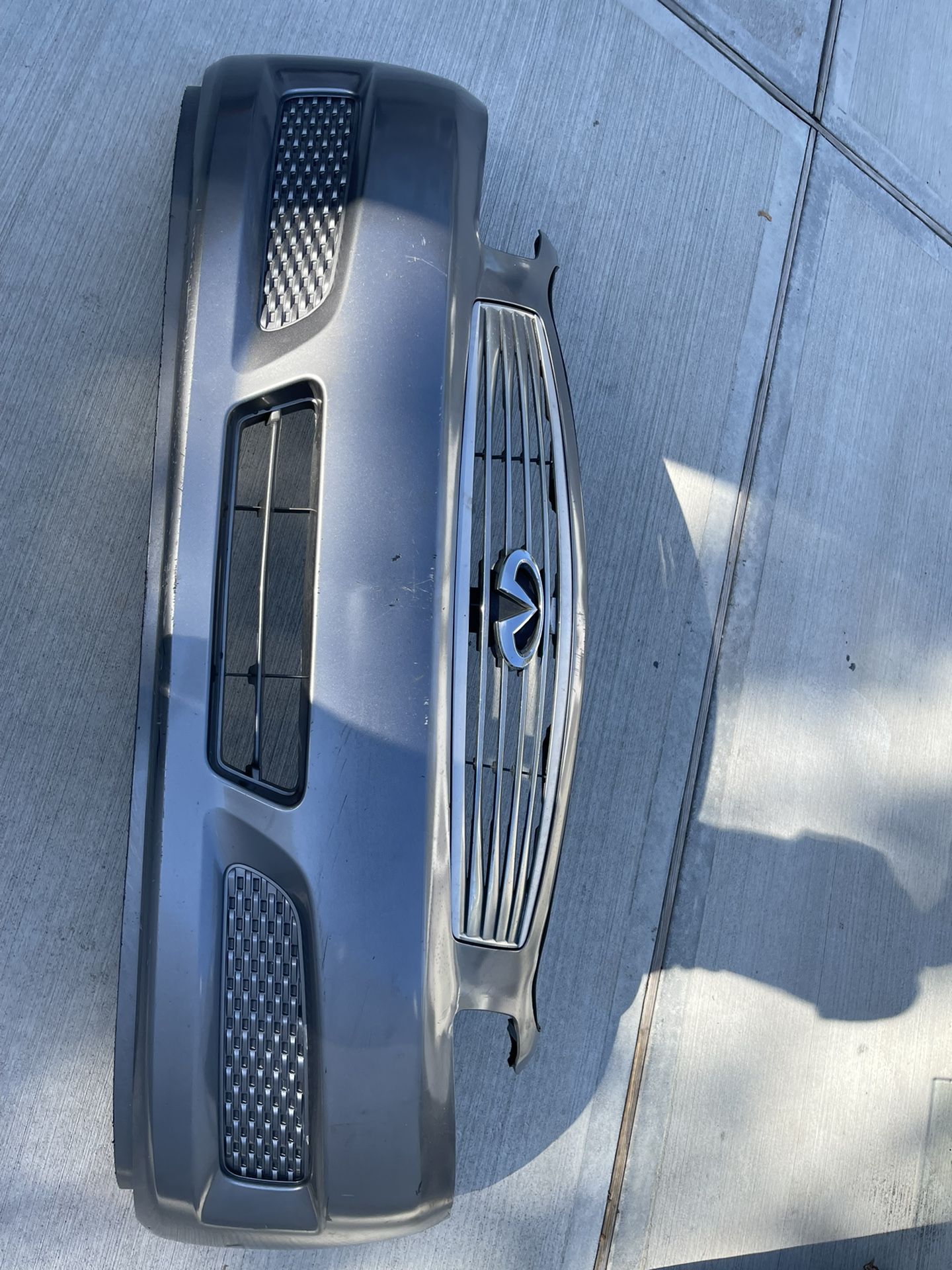 G35/G37 Headlights And Bumper