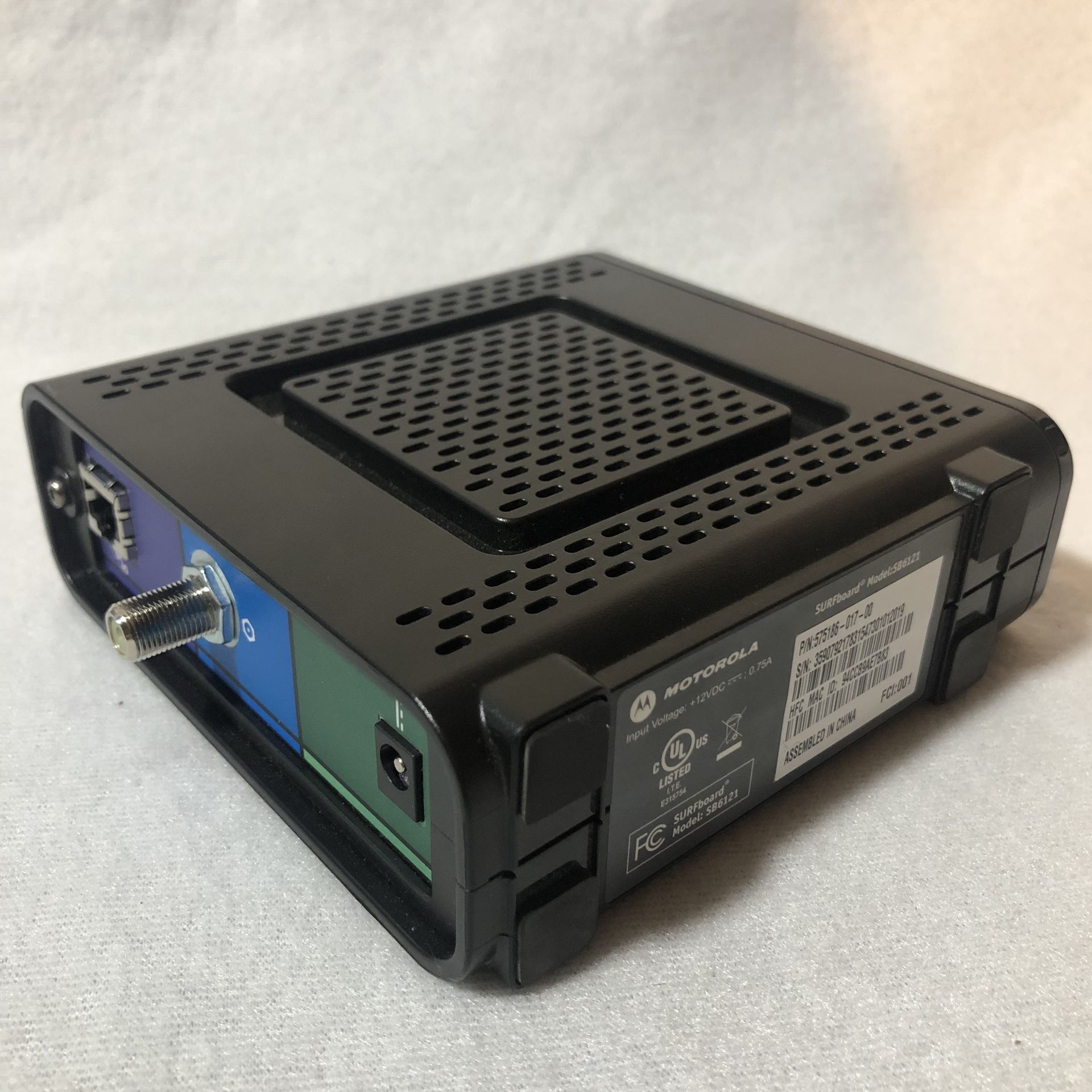 Motorola SURFboard Cable Modem DOCSIS 3.0 Model SB6121 Fast Internet comcast cox