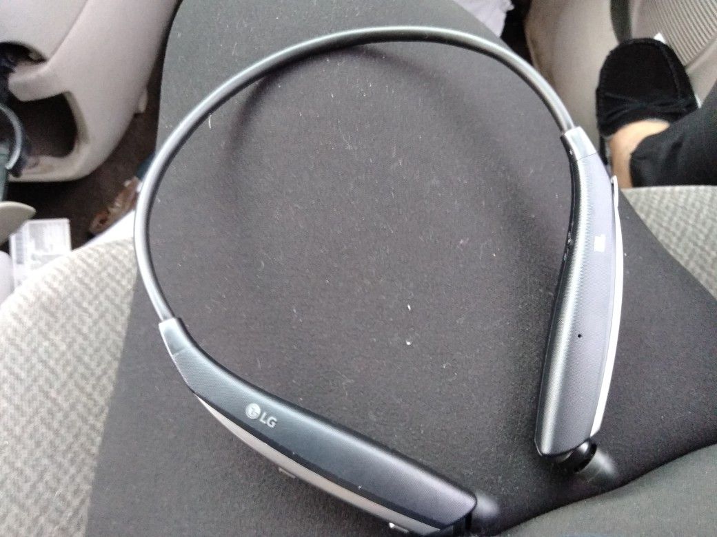 LG wireless headphones