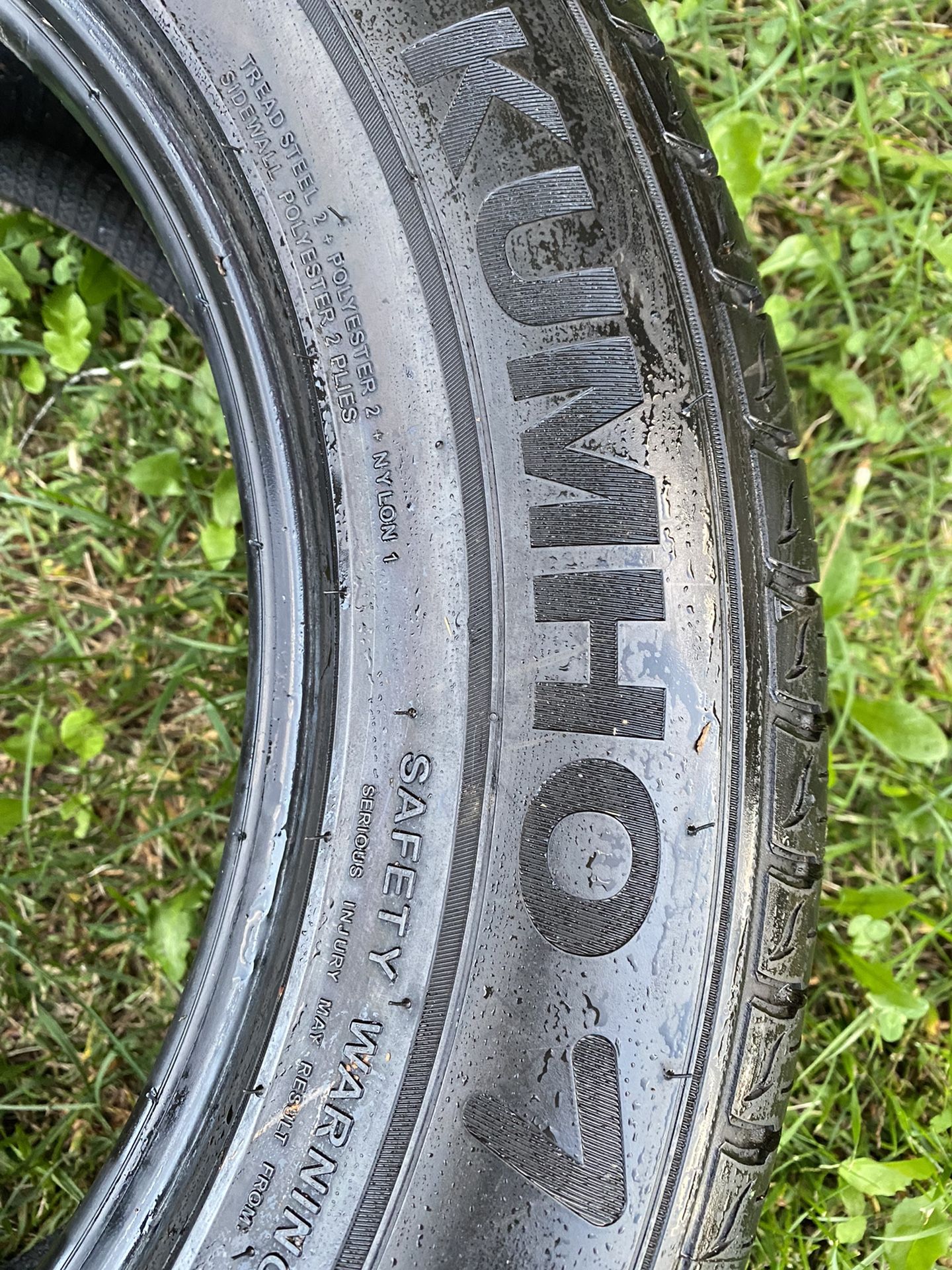 225/60/17 Matching Set Of Kumho's