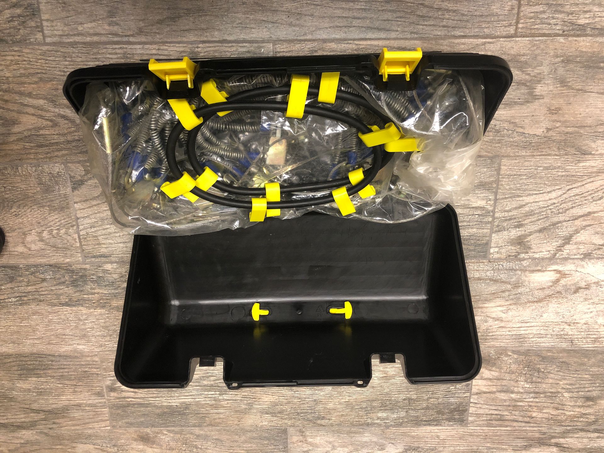 ZCable Light Truck, SUV Tire Chains ZT747 for Sale in Buena Park, CA OfferUp