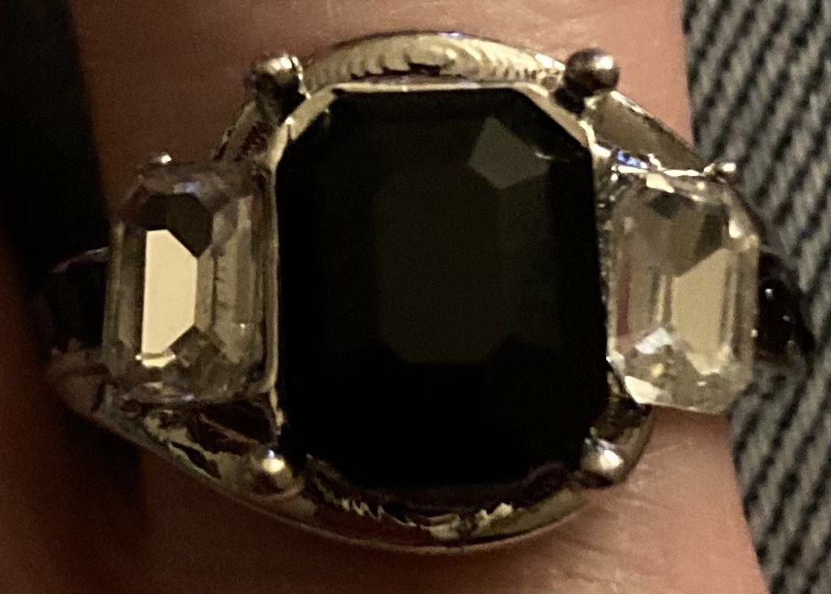 Size 6 925 silver Sterling natural black gem stone ring