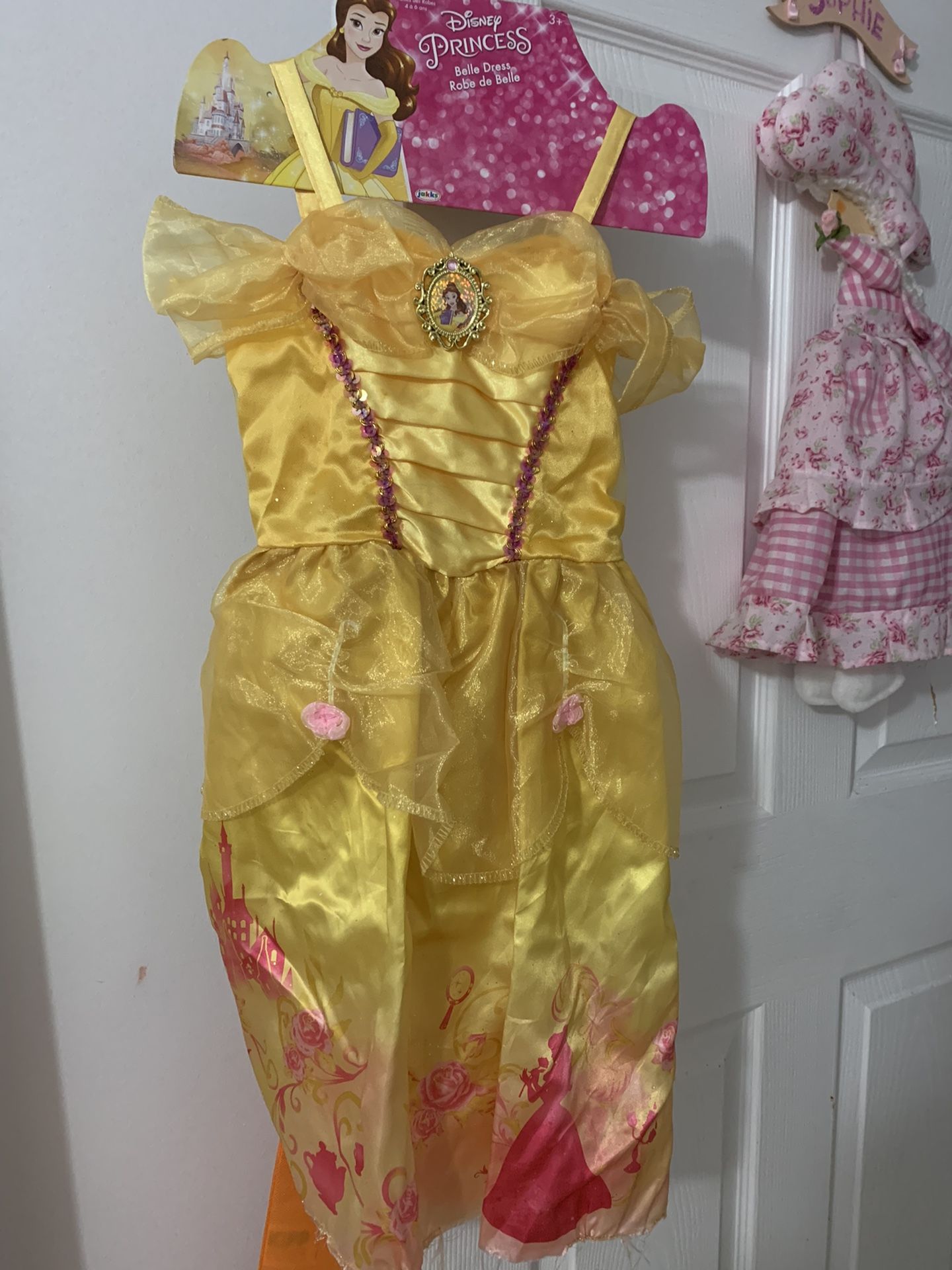 girls costumes ,