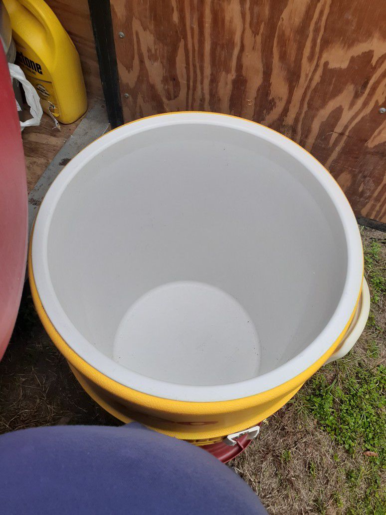 Igloo 10-gallon Water Cooler