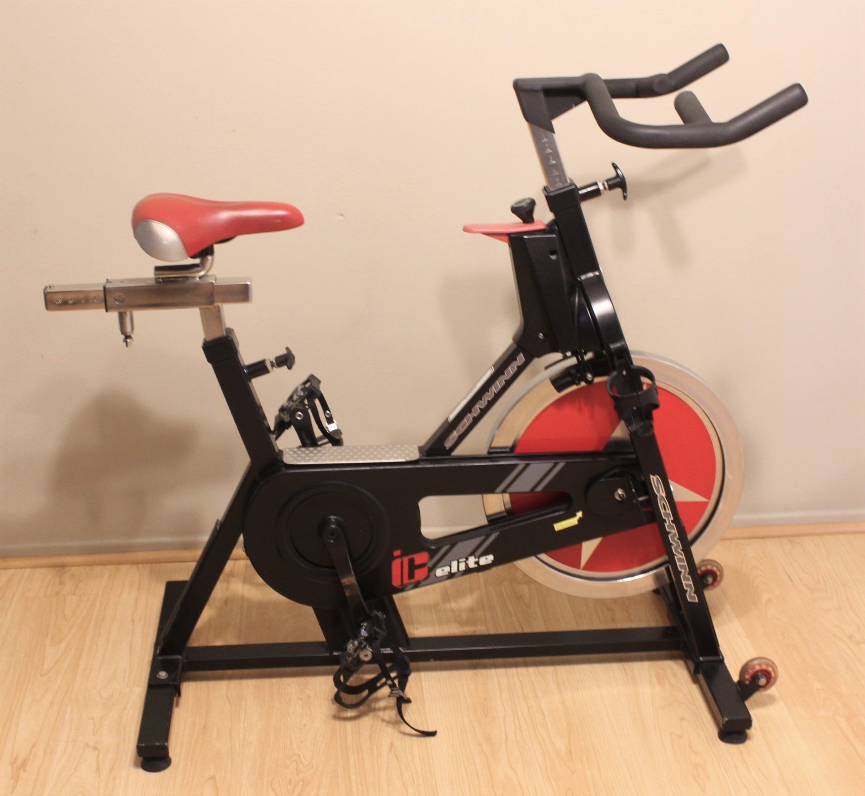 Schwinn Ic Elite Spin Bike Indoor Stationary Exercise Bicycle Fitness Cycling Trainer Rider 8908