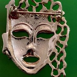 Retro Vintage carnival fiesta blue face mask brooch

 Thumbnail
