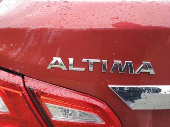 2016 Nissan Altima Thumbnail