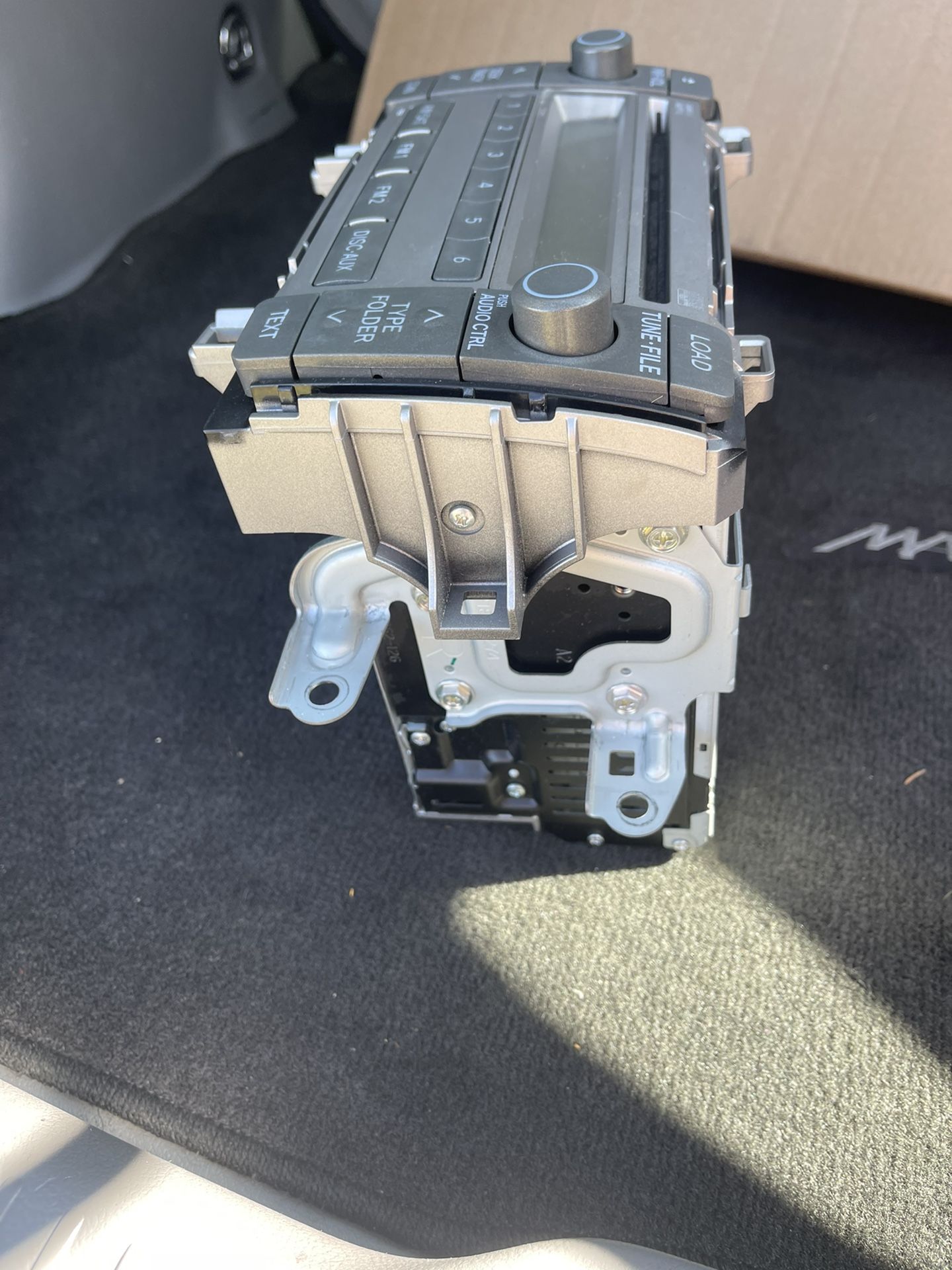 2009 toyota matrix s factory radio
