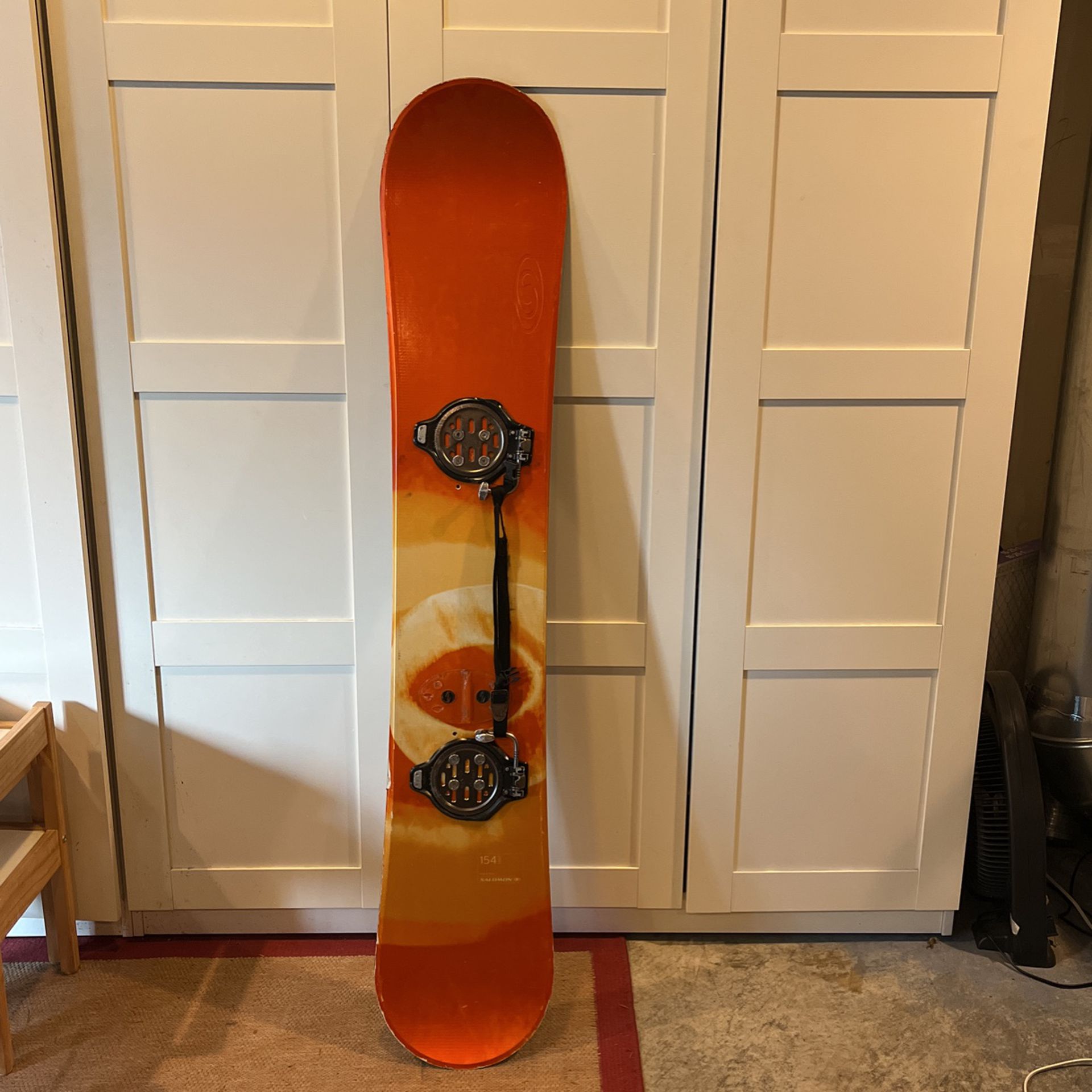 Installere På jorden lol Salomon Snowboard, 154 for Sale in Seattle, WA - OfferUp