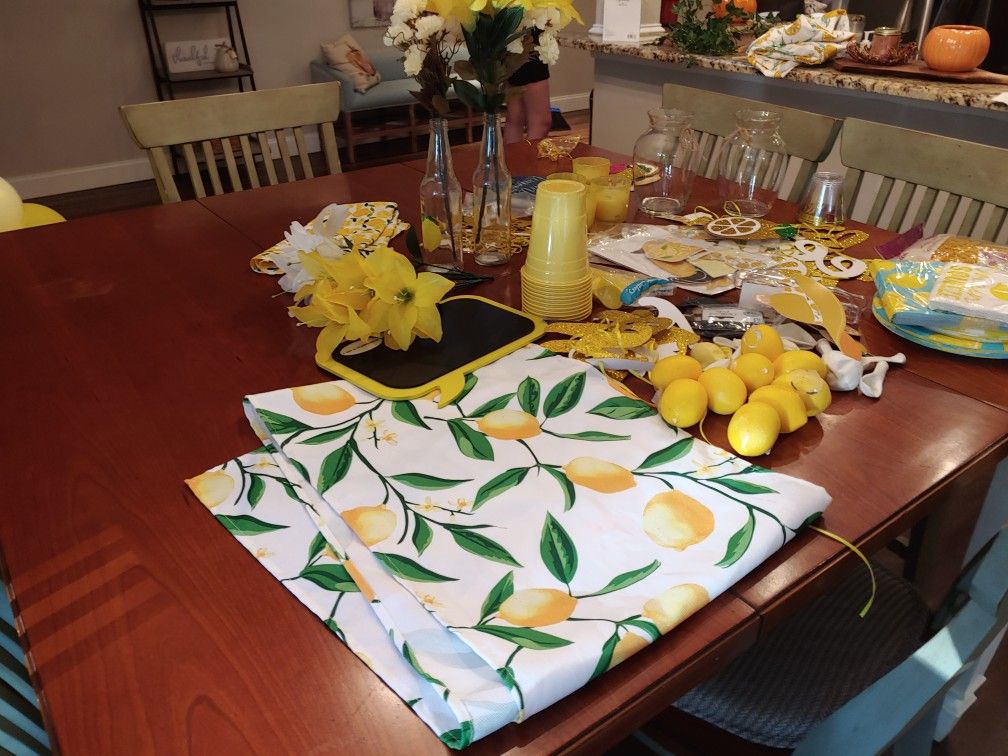 Lemon Bridal Shower Decor