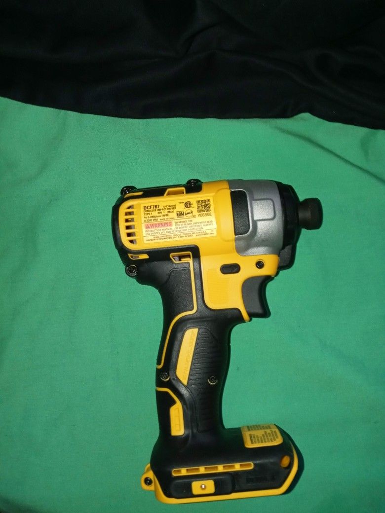 DeWalt DCF 787 Power Drill 20-volt Max New