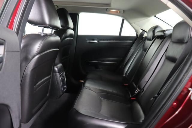 2019 Chrysler 300