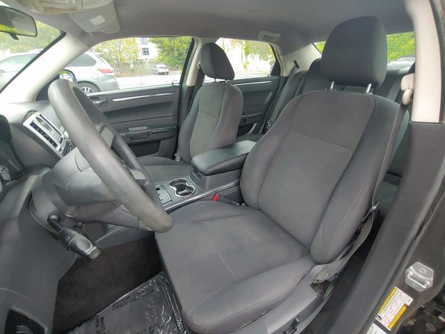 2010 Chrysler 300 Series
