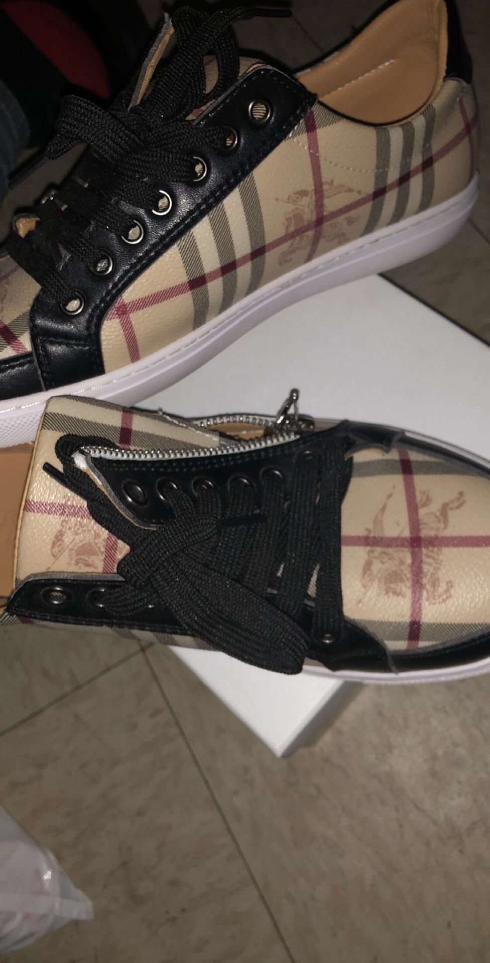 Burberry sneakers