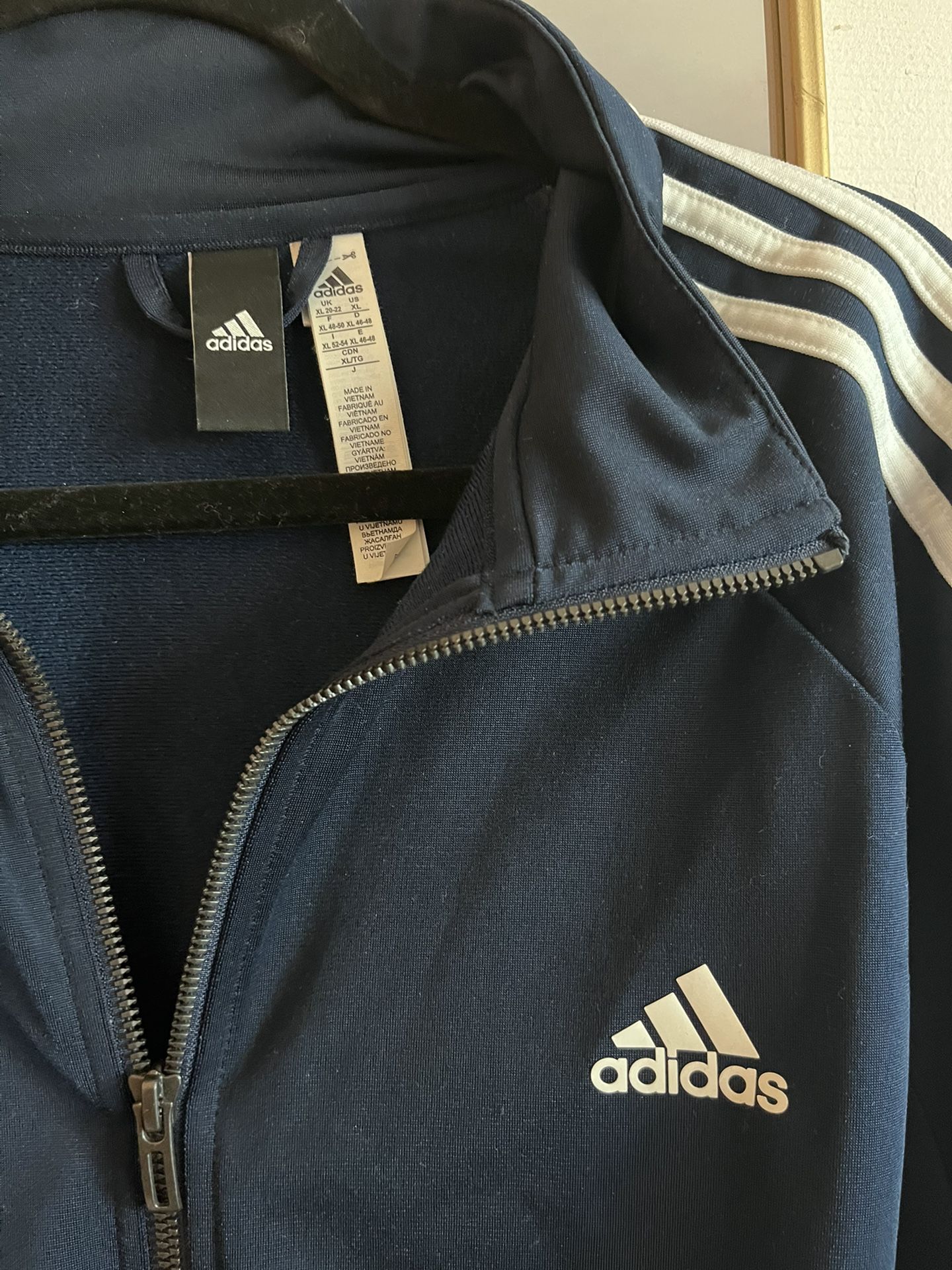 Adidas Womens tracksuit Jacket (XL)