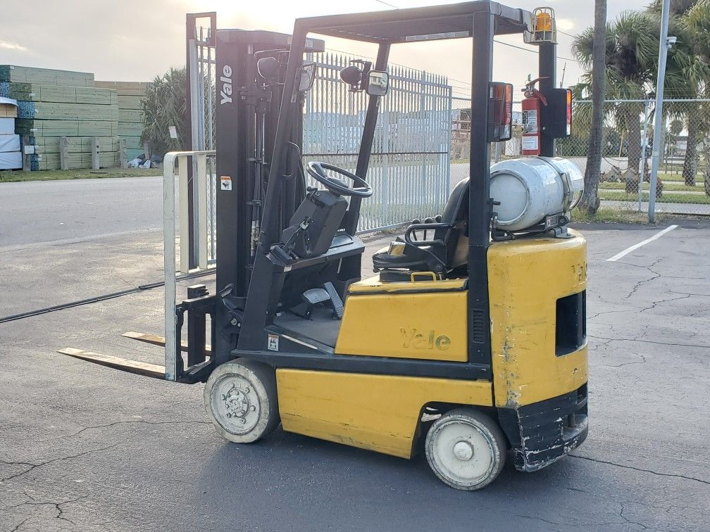 YALE FORKLIFT 3000LBS