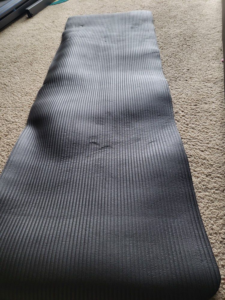 2 Yoga Mats (Grey and Black) for sale
