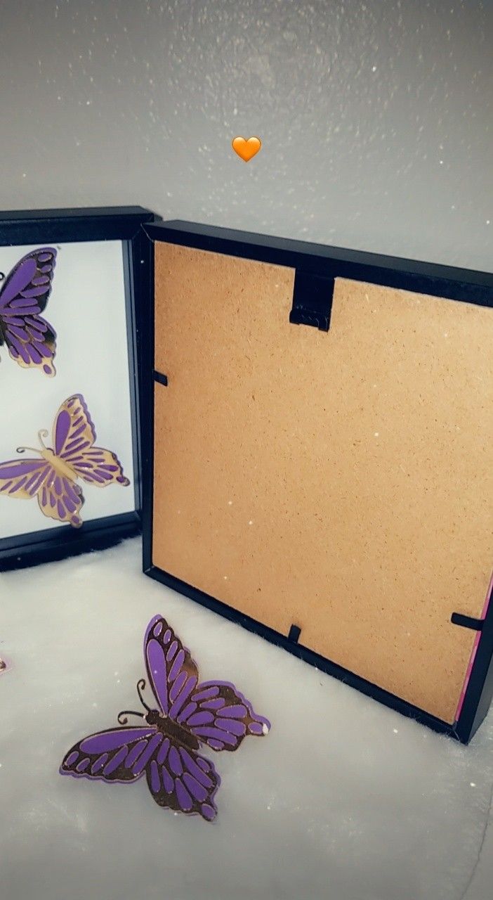 Room vanity decor
