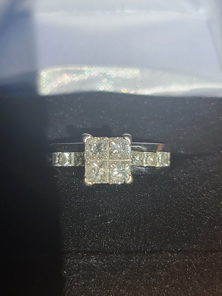 1.5 carat diamond engagement ring with 14k white gold