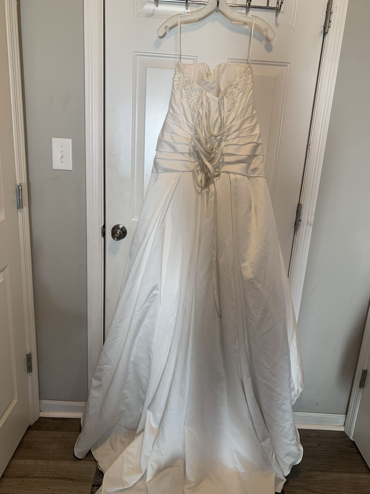 David’s bridal Wedding Dress