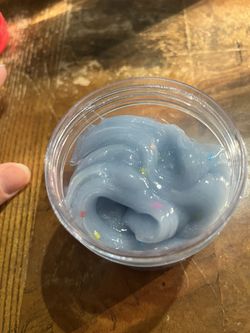 Clear Glue Slime With Fake Sprinkles  Thumbnail
